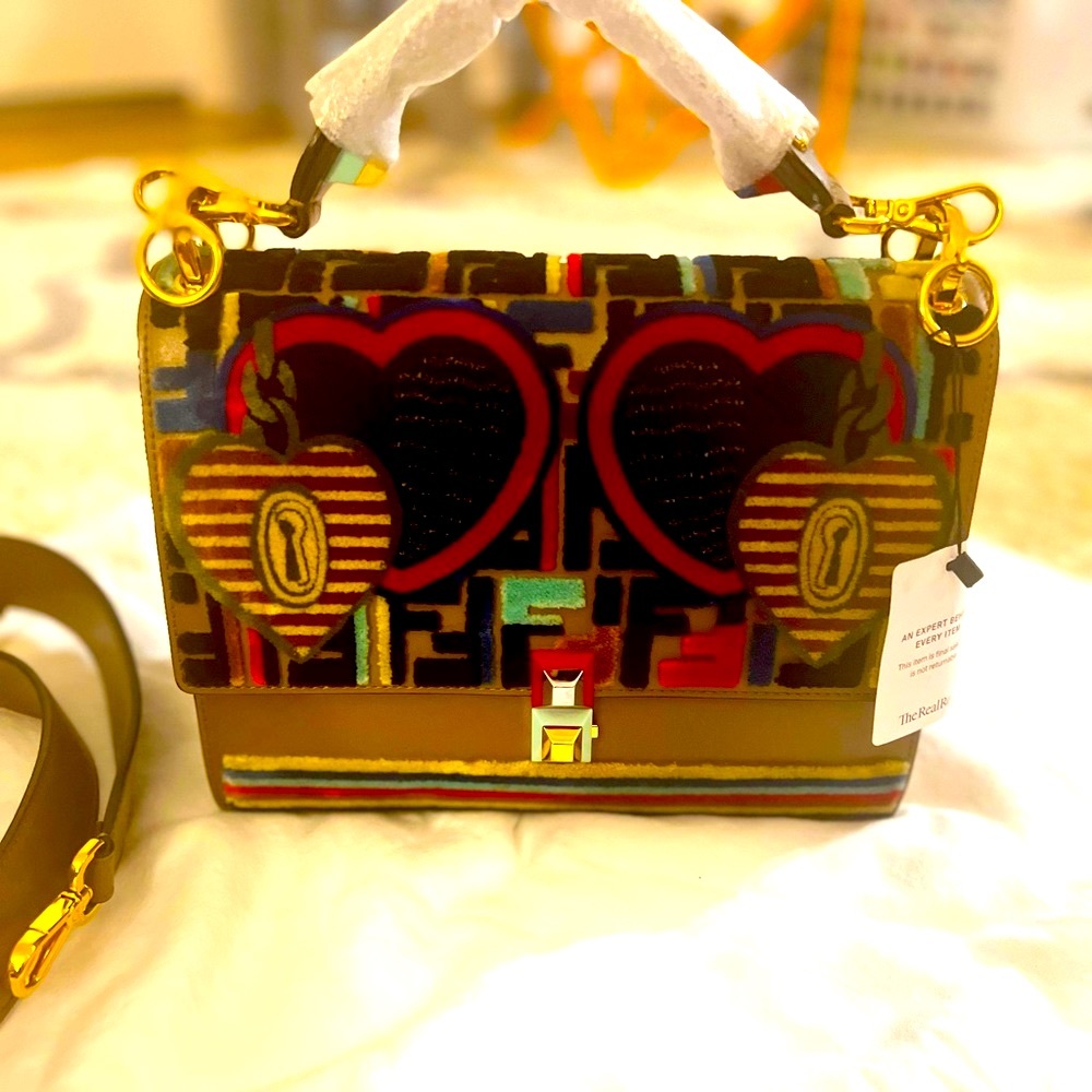 FENDI KAN I BAG IN NEW CONDITION.